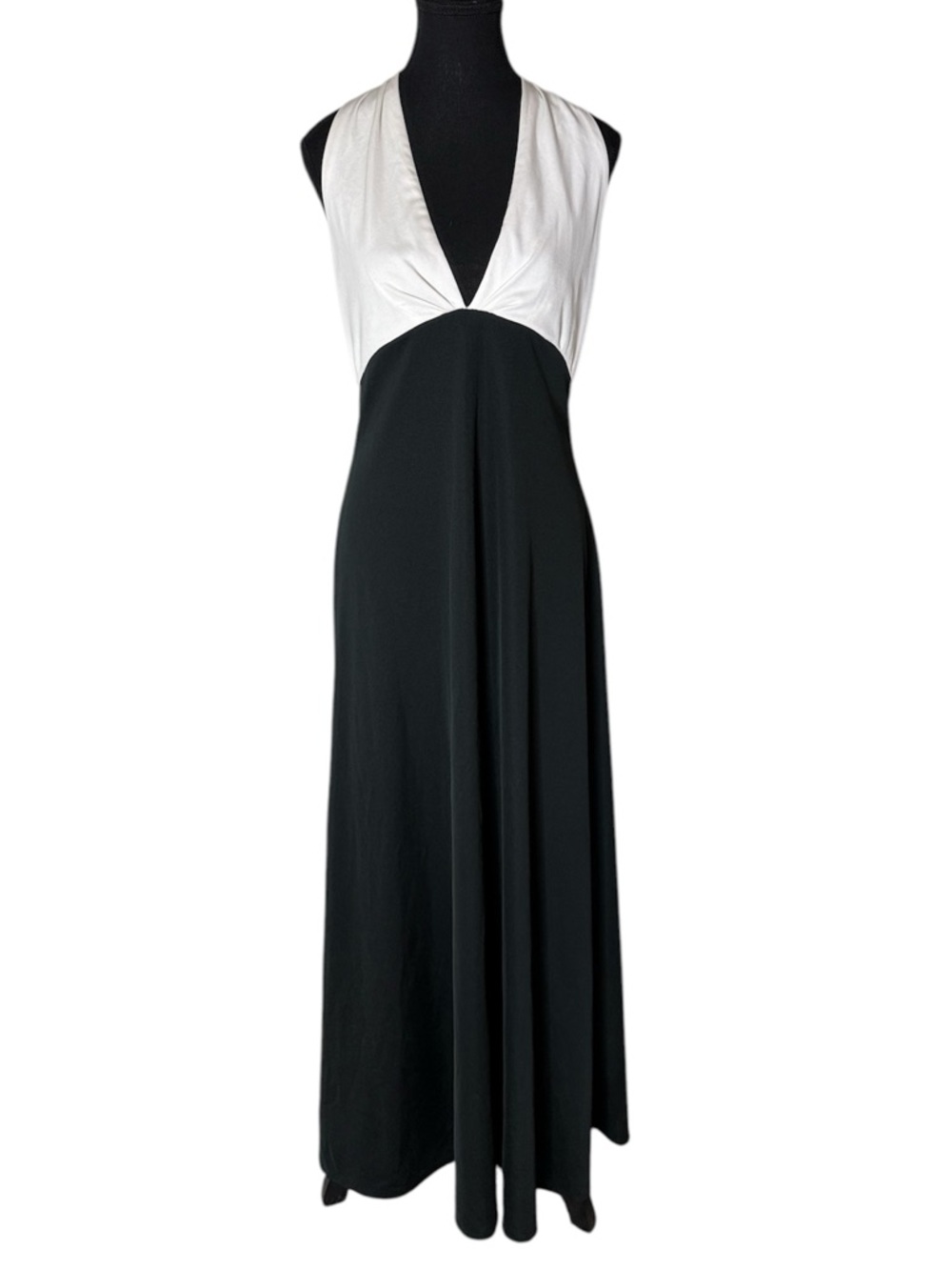 MAJESTIC Vintage Black White Maxi Dress Gown Plunging V Neckline Sz Medium Large